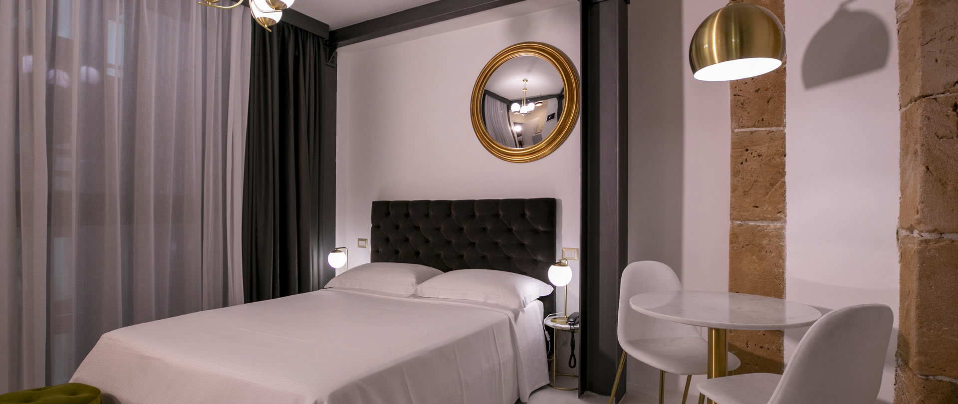 Le camere dell'hotel Azzoli